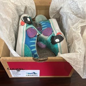 Glitter fish vans sz 6